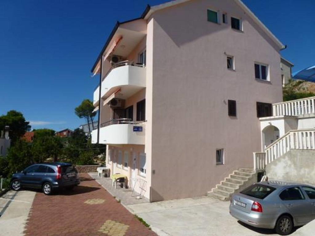 Apartments Jana Primosten Luaran gambar