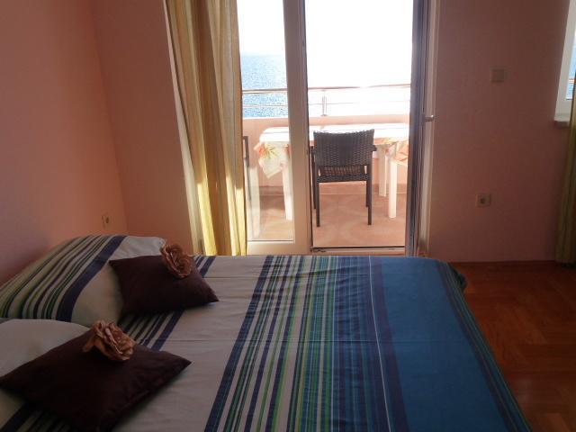 Apartments Jana Primosten Bilik gambar